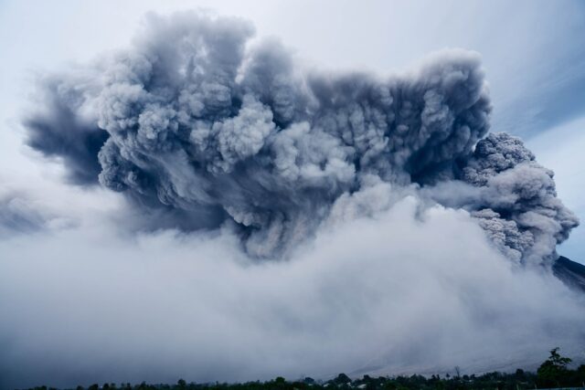 火山噴火の夢,金運